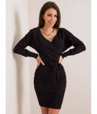 Sukienka z kopertowym dekoltem Rue Paris czarna (5297-22)