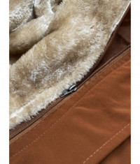 Dámska zimná bunda s kožušinou MODA1005 karamelová
